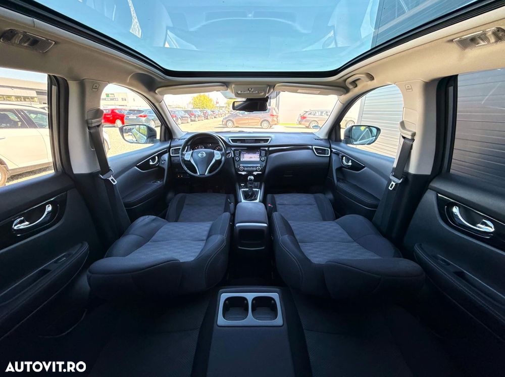Nissan Qashqai 1.6 DCI ALL-MODE 4x4i N-Connecta - 9