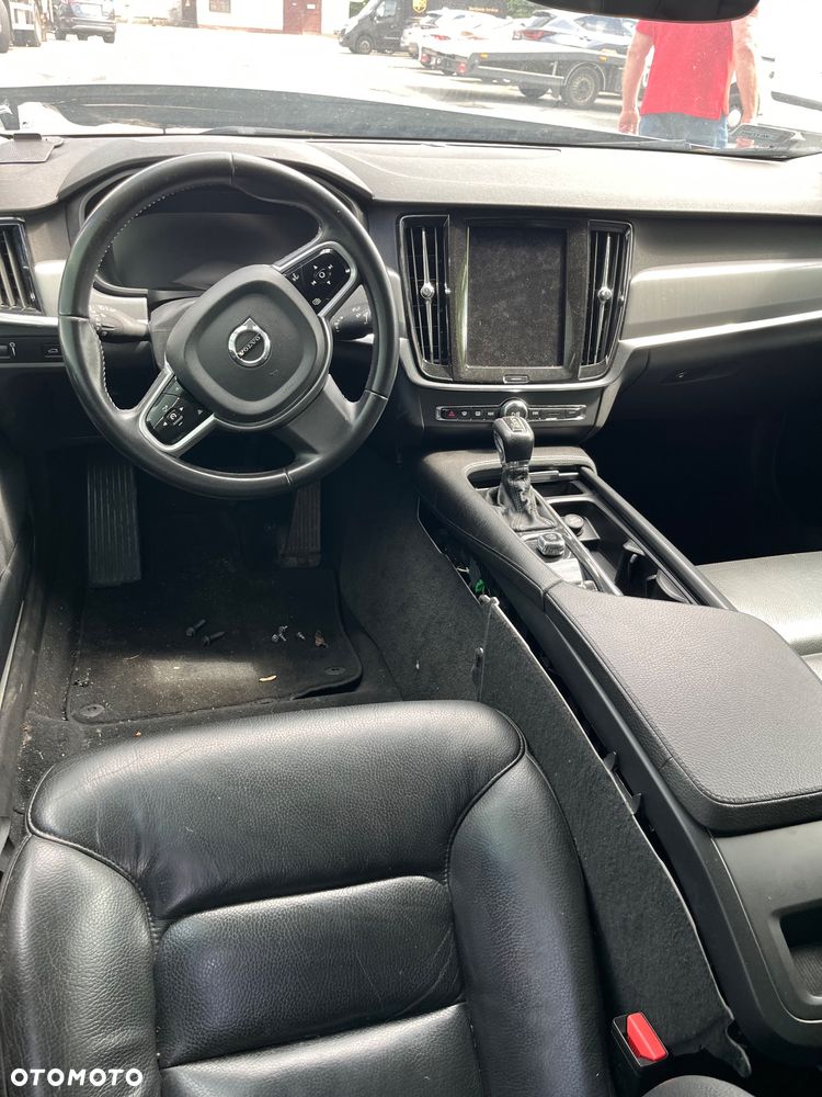 Volvo S90 D4 AWD Momentum - 8