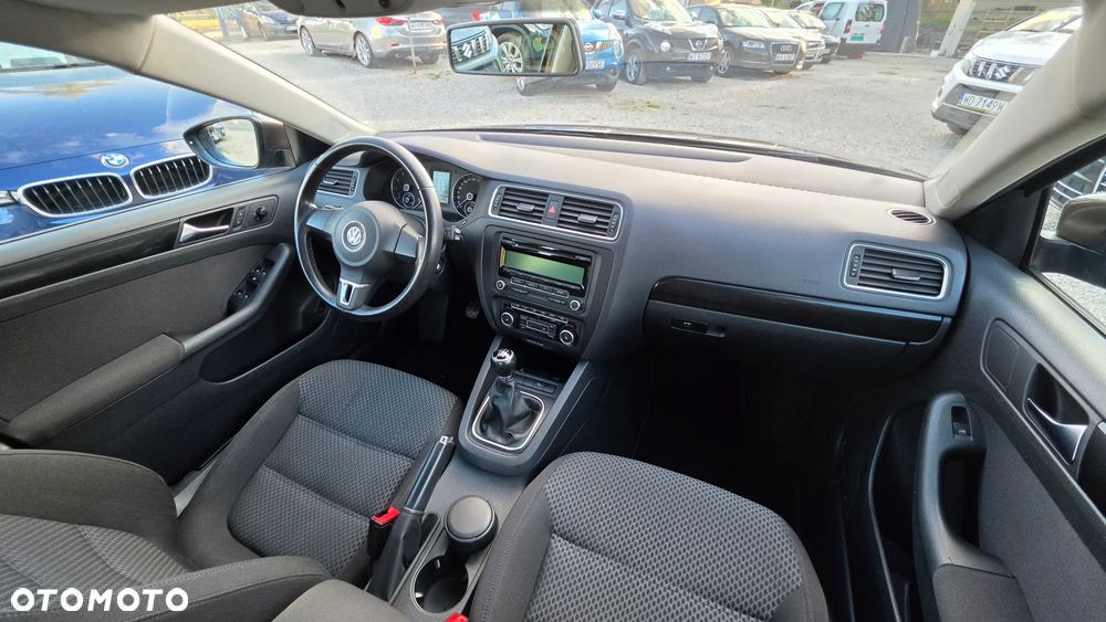 Volkswagen Jetta 1.2 TSI Comfortline Perfectline - 30