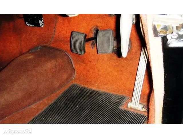 Triumph TRA 2000 - 7