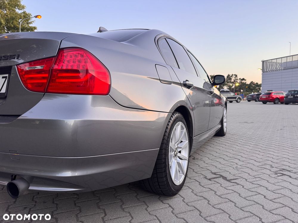 BMW Seria 3 335i xDrive Edition Sport - 11