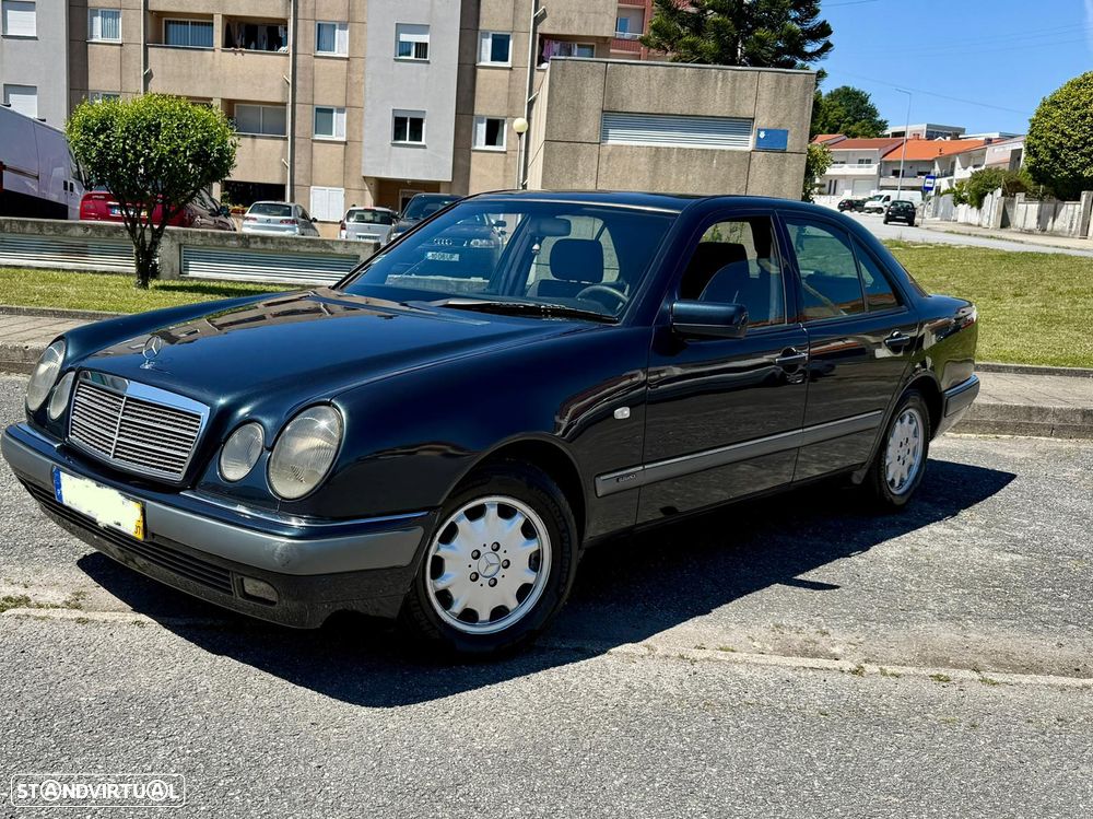 Mercedes-Benz E 250 - 2