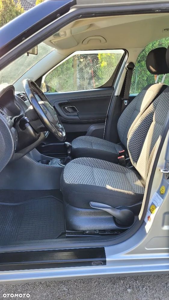Skoda Roomster 1.6 TDI DPF Ambition - 23