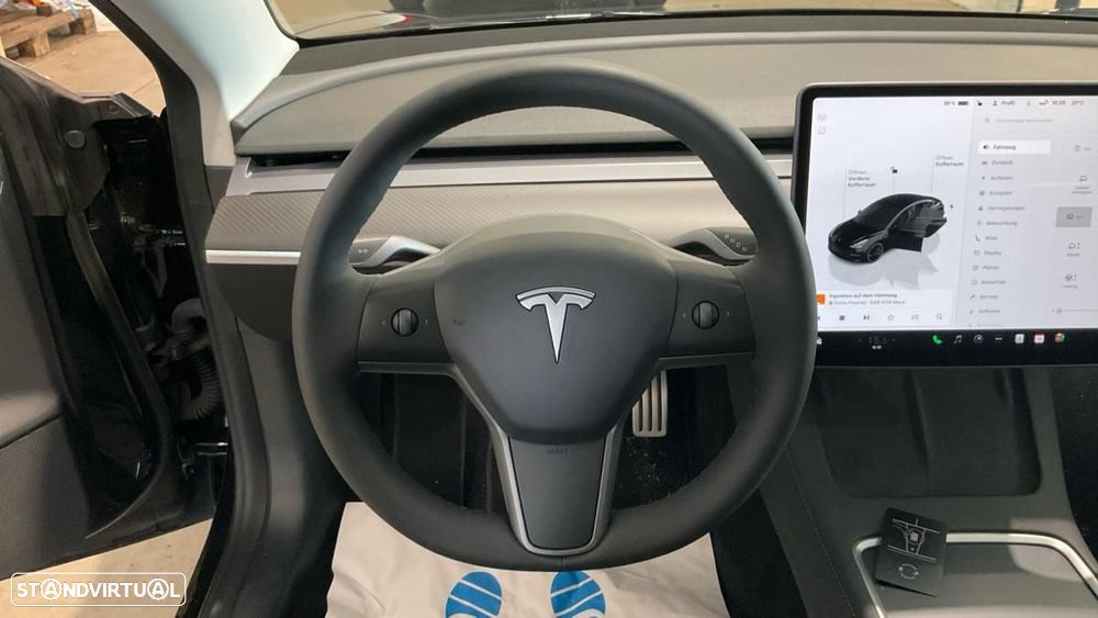 Tesla Model 3 Long Range AWD Dual Motor Performance - 5
