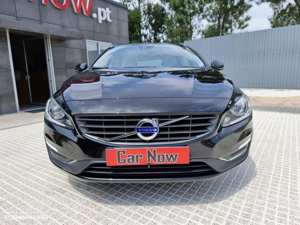Volvo V60 2.0 D2 Momentum - 3