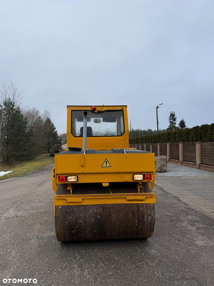 Bomag BW 164 AD - 17