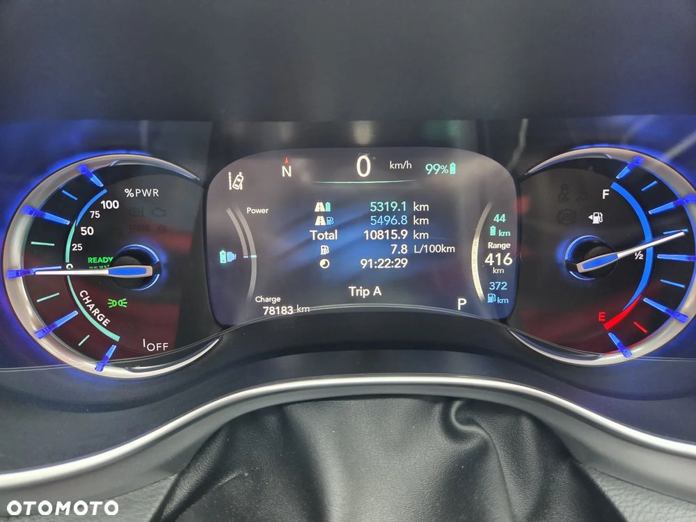 Chrysler Pacifica - 8