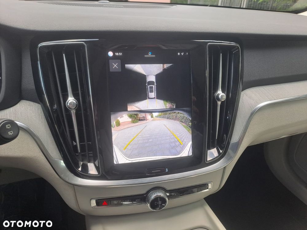 Volvo V60 Cross Country - 6