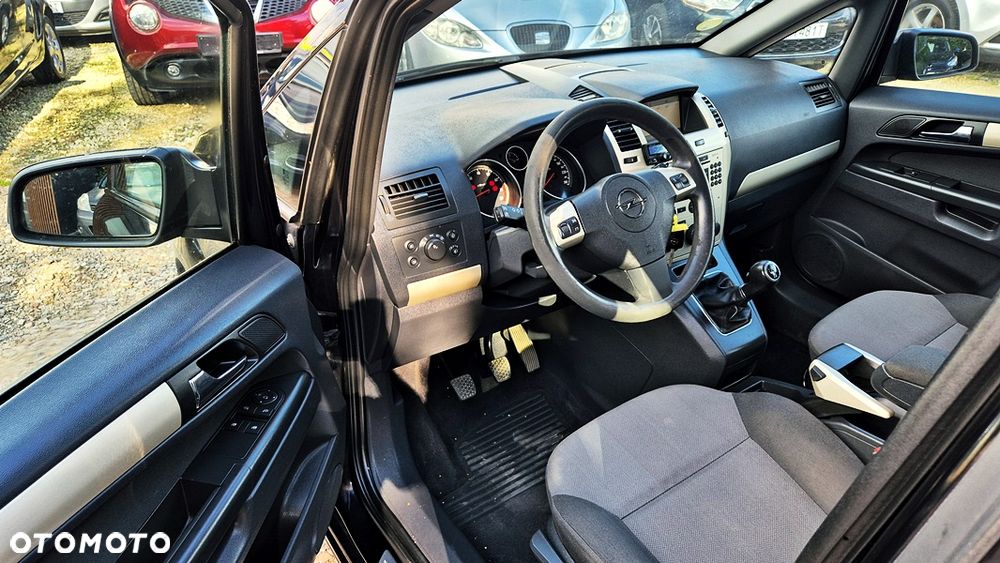 Opel Zafira 1.8 Innovation 110 Jahre - 29