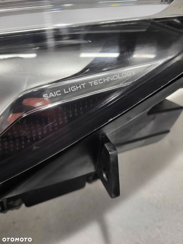 mg zs lift full led przód strona lewa - 4