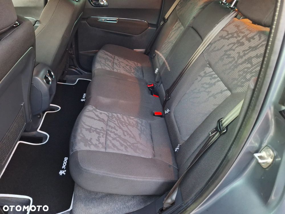 Peugeot 3008 2.0 HDi Allure - 21