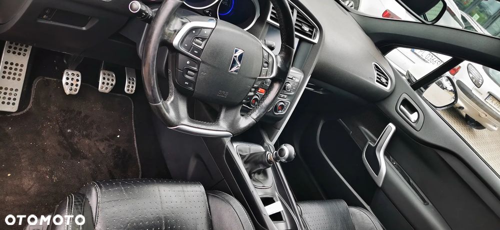 Citroën DS4 2.0 HDi SportChic - 18