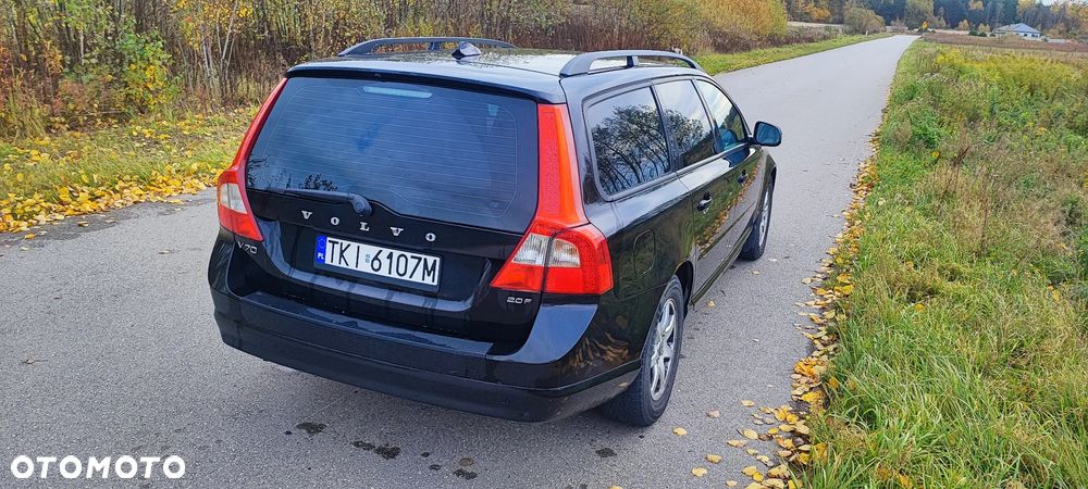 Volvo V70 2.0 Momentum - 7