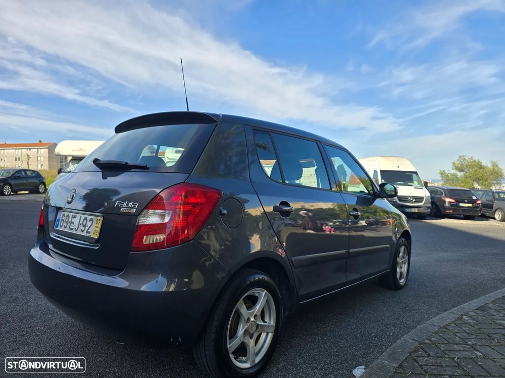 Skoda Fabia 1.2 Elegance - 4
