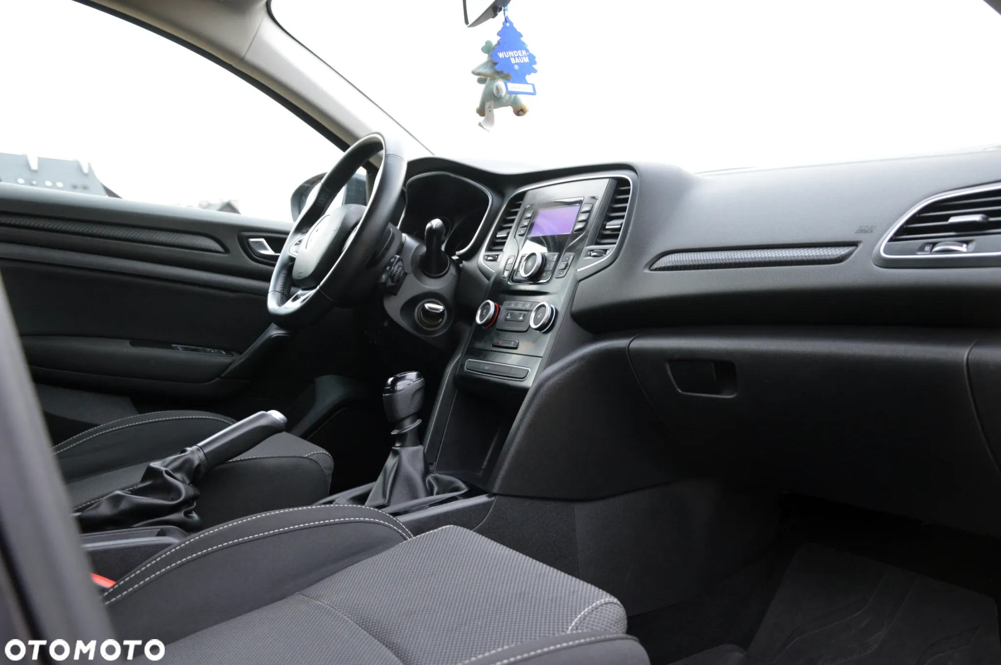 Renault Megane 1.6 SCe Life - 28