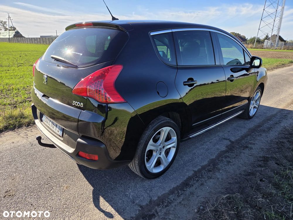 Peugeot 3008 HDi 160 Automatik Allure - 16