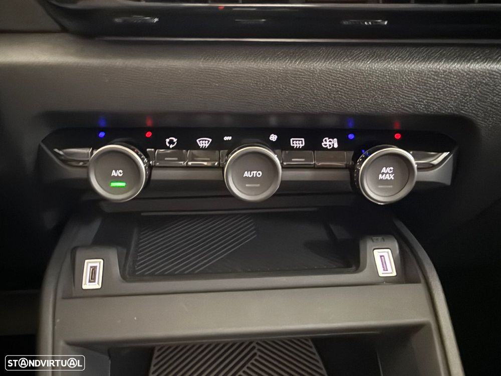 Citroën e-C4 50 kWh Feel - 22
