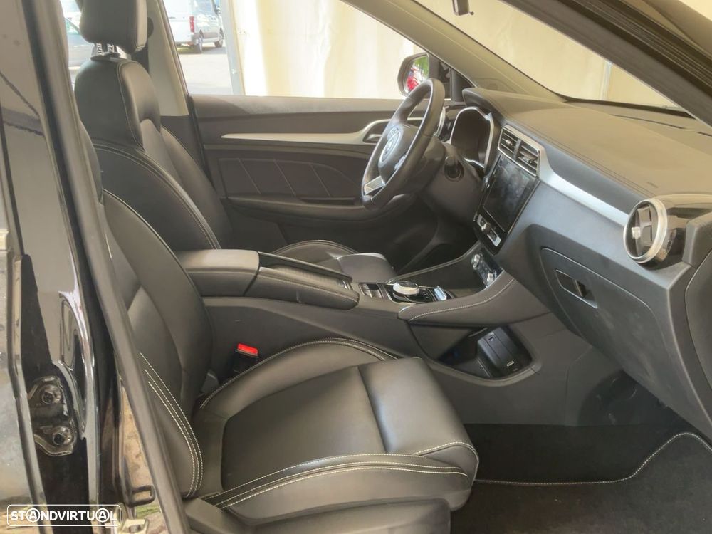 MG ZS EV 44.5 kWh Luxury - 4