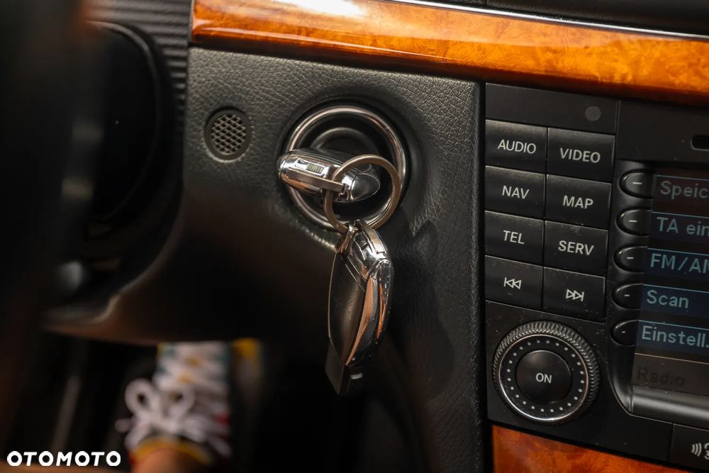 Mercedes-Benz Klasa E - 36