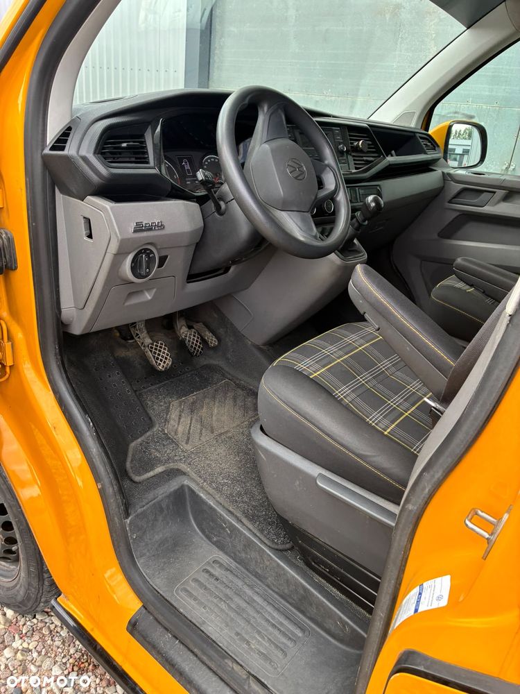 Volkswagen T6.1 Transporter DOKA - 12
