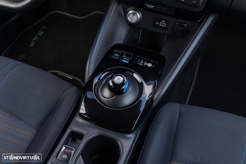 Nissan Leaf N-Connecta - 21