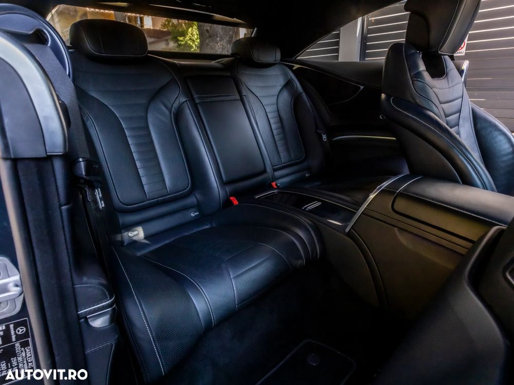 Mercedes-Benz S 500 4MATIC Coupe Aut - 9