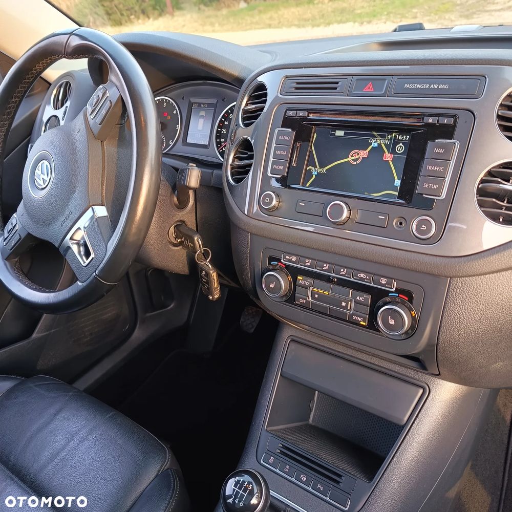 Volkswagen Tiguan 2.0 TDI BlueMot Trend&Fun - 27