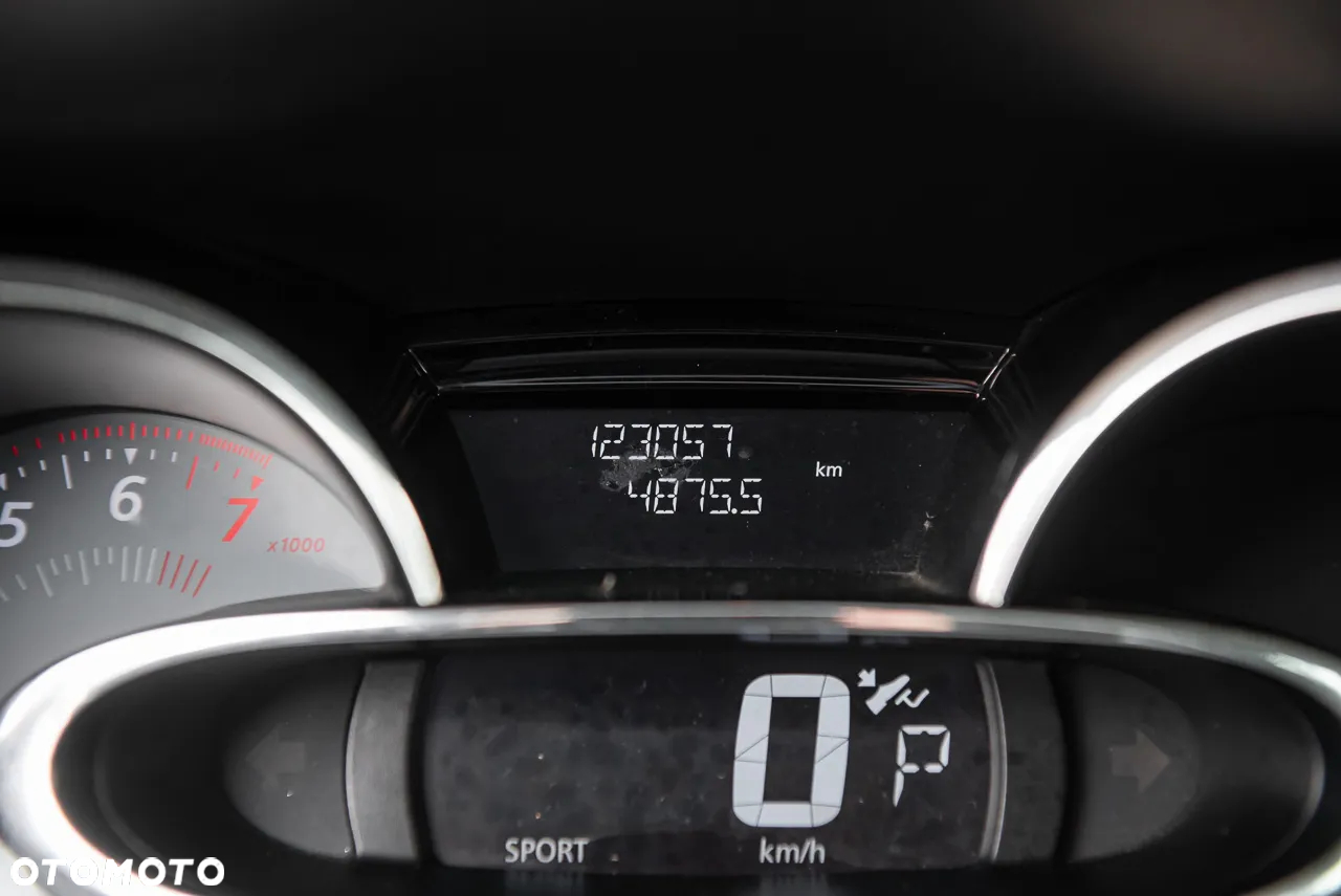 Renault Clio 1.6 Turbo R.S EDC Sport - 21