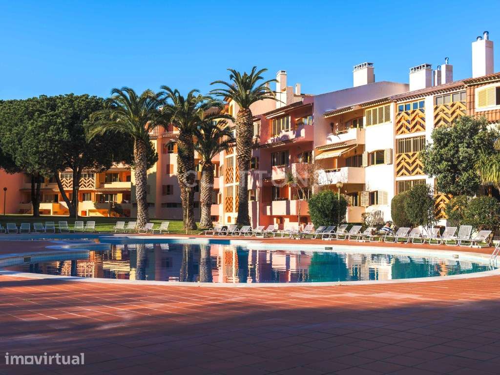 Apartamento T2, garagem, condomínio com jardim, piscina e campo de ... - Grande imagem: 5/38