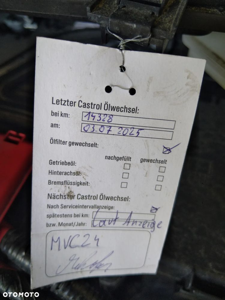 Ford Transit Courier - 21