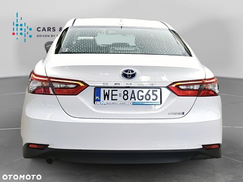 Toyota Camry 2.5 Hybrid Comfort CVT - 33