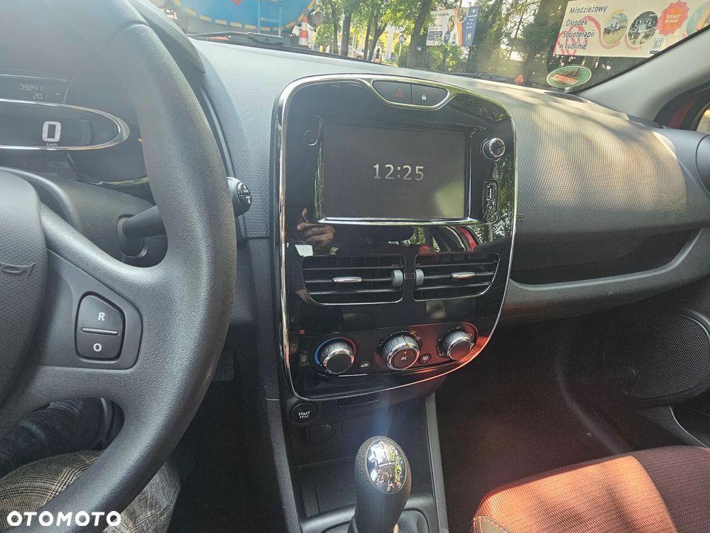 Renault Clio 1.2 16V Expression - 18