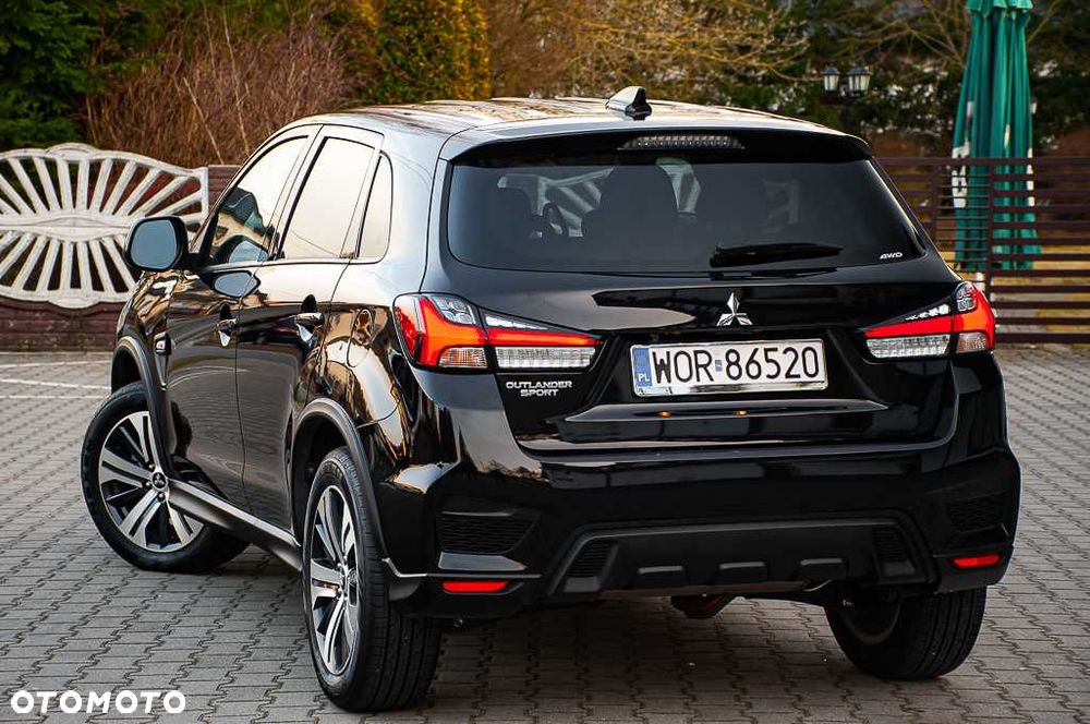 Mitsubishi ASX - 4