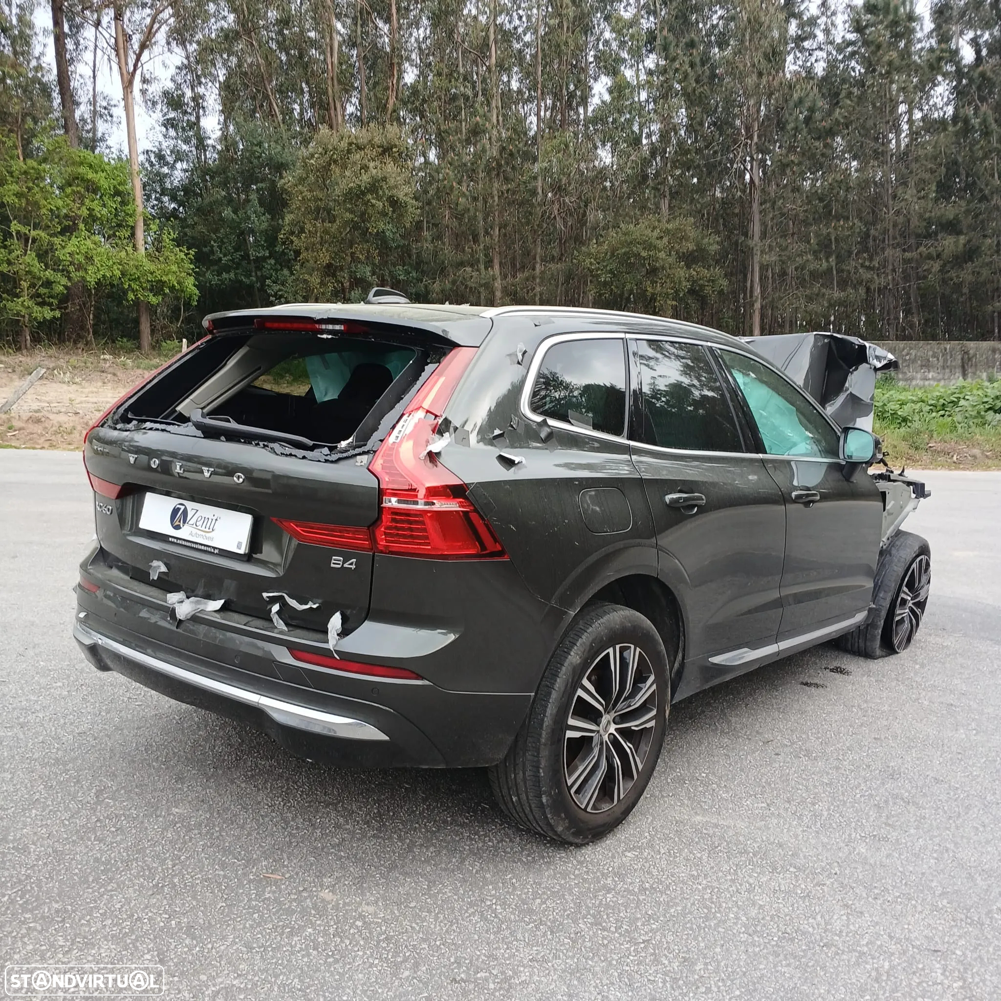 Volvo XC60 B4 Mild-Hybrid de 2021 - Peças Usadas (9814) - 4
