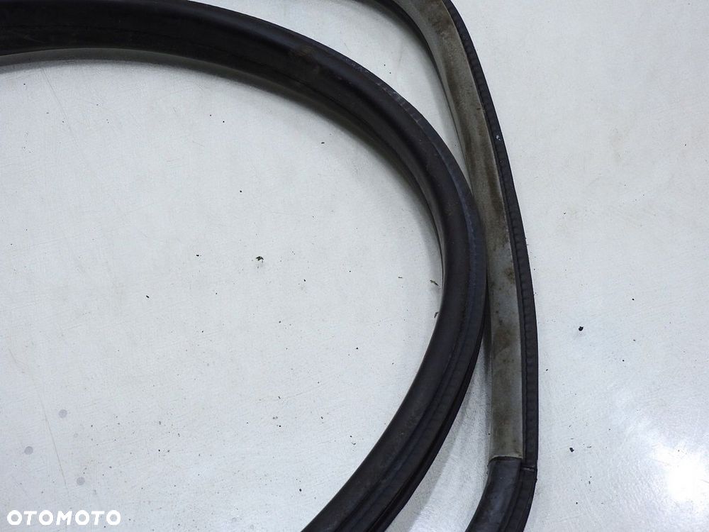 USZCZELKA DRZWI PRAWY TYŁ OPEL VECTRA C LIFT KOMBI - 5