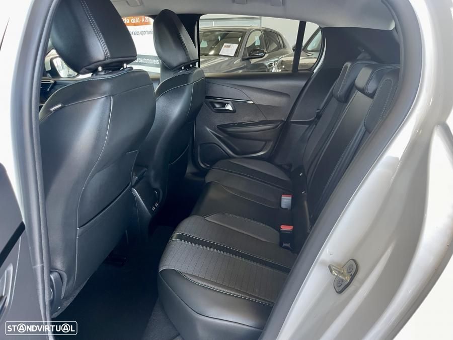 Peugeot 208 PureTech 100 Allure Pack - 23