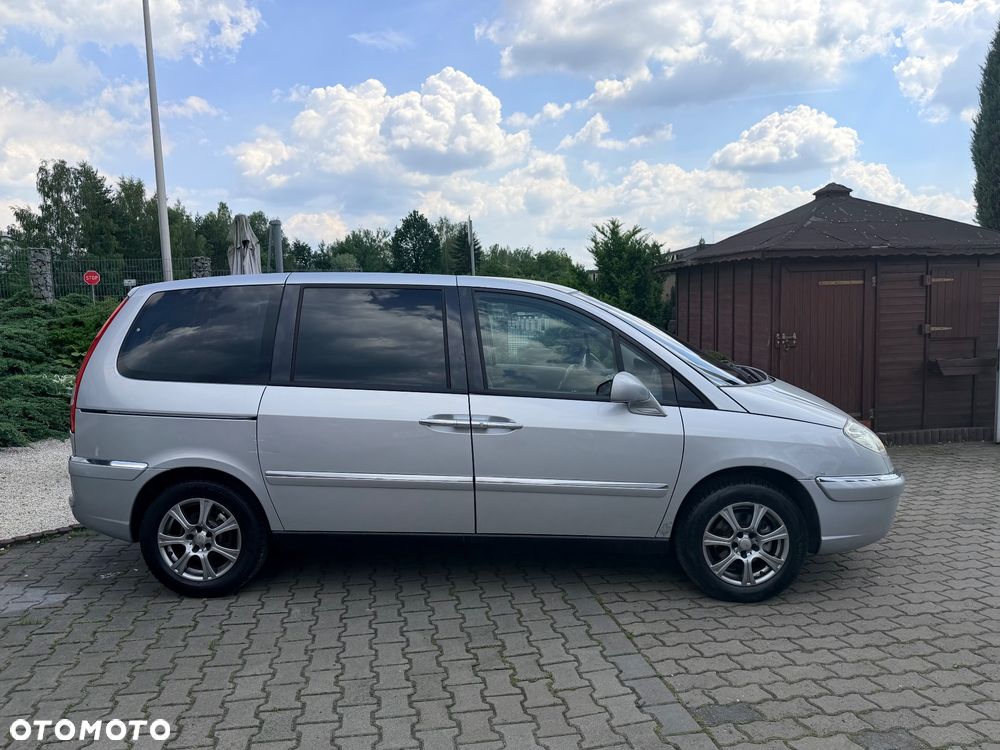 Citroën C8 2.0 16V Confort - 9