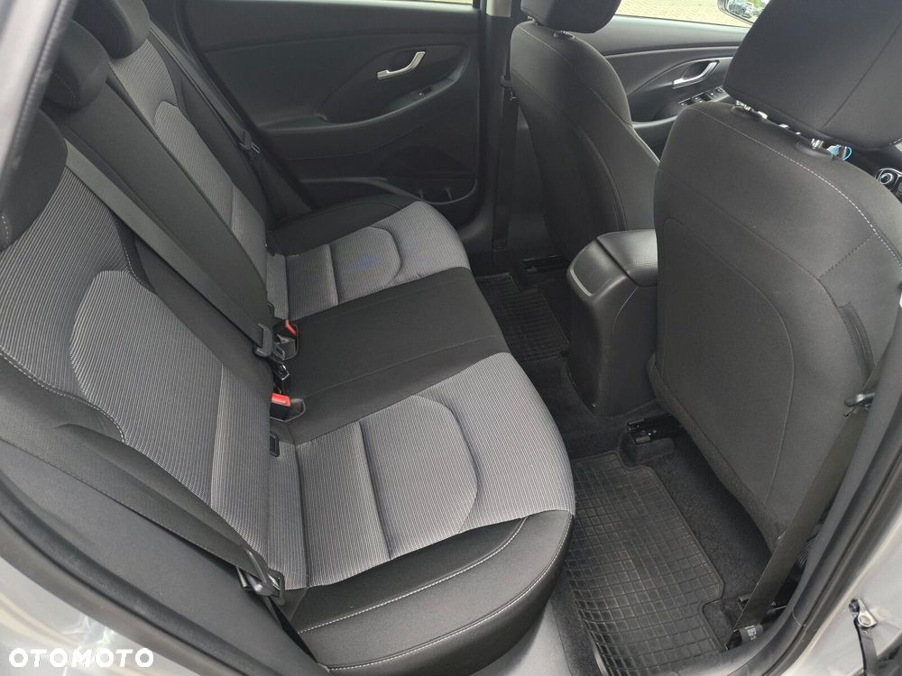 Hyundai i30 - 16