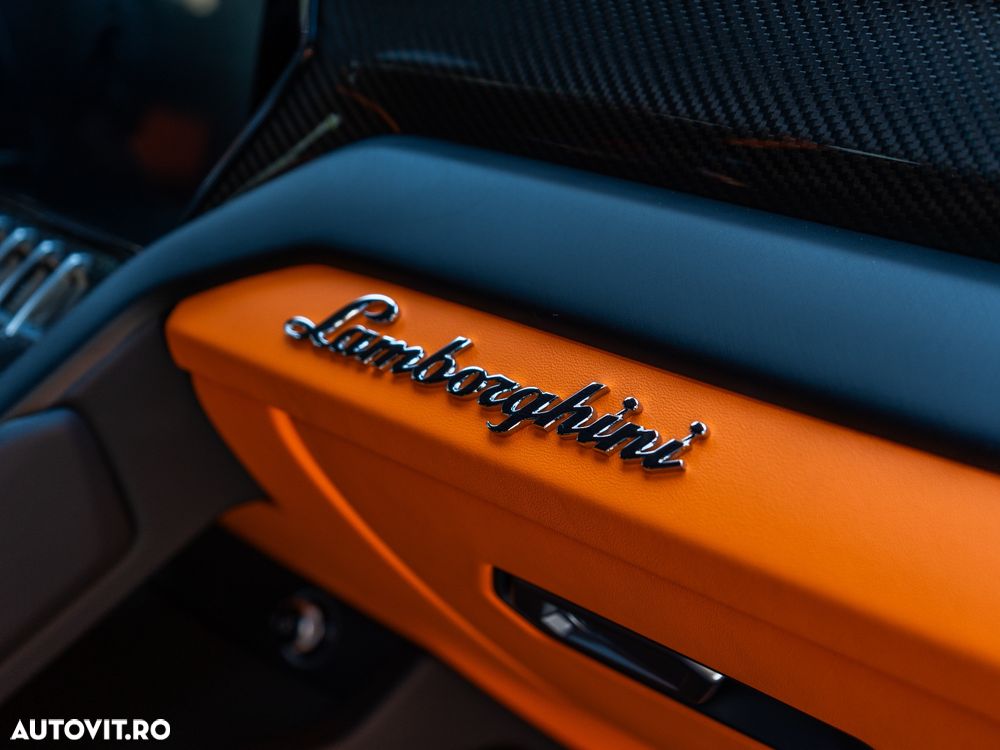 Lamborghini URUS - 29