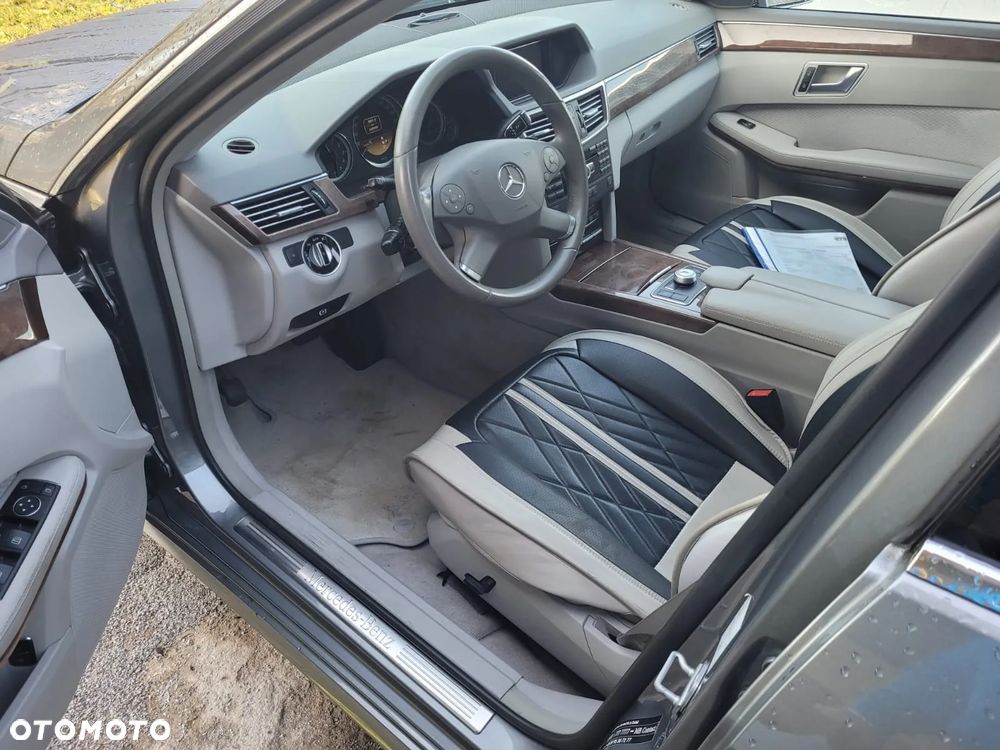 Mercedes-Benz Klasa E ver-300-bluetec-7g--tronic-elegance - 13