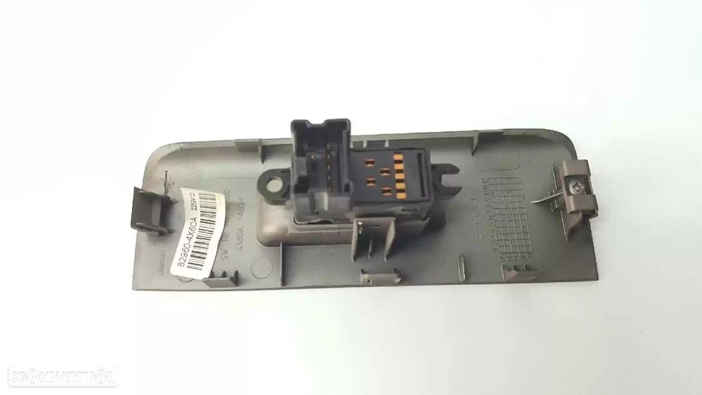 COMANDO ELEVADOR DE VIDRO TRASEIRO DIREITO NISSAN PATHFINDER III 2008 -25411EA00... - 2