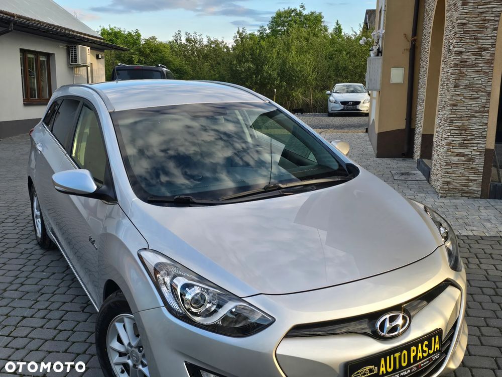 Hyundai i30 blue 1.6 GDI YES Gold - 8
