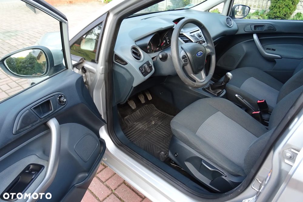 Ford Fiesta 1.25 SYNC Edition - 8