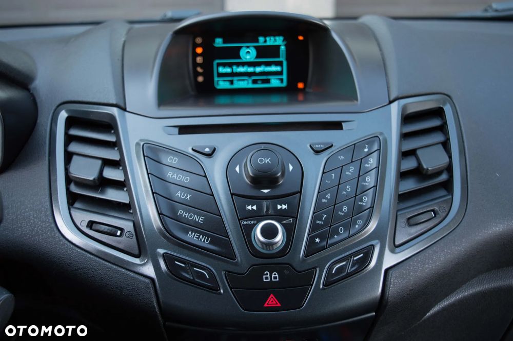 Ford Fiesta 1.25 SYNC Edition - 22