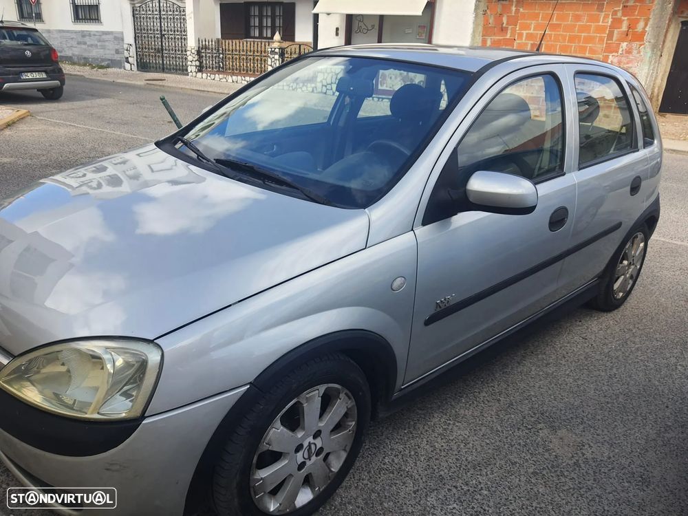 Opel Corsa 1.2 16V Enjoy - 3