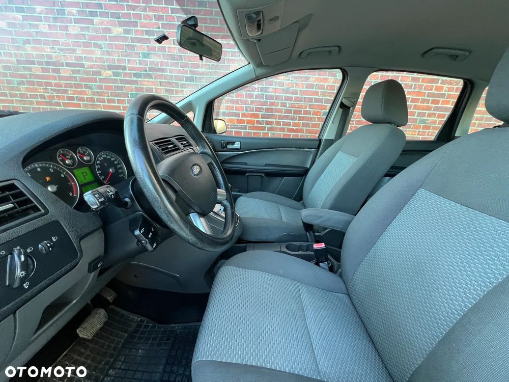 Ford Focus C-Max - 12