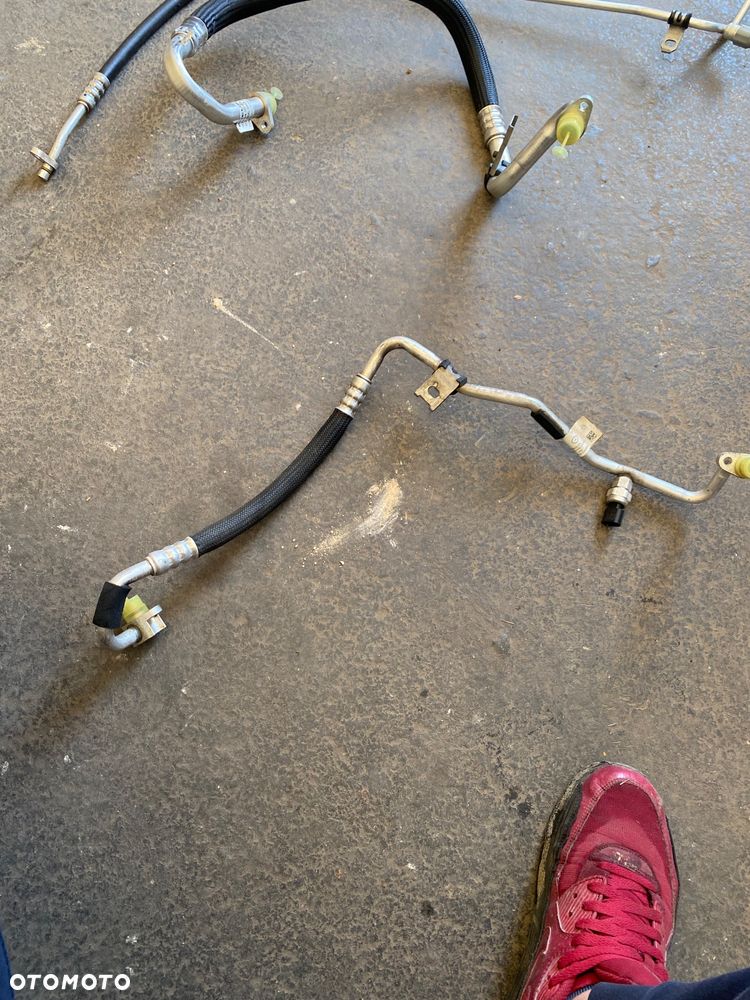 RENAULT TRAFIC 3 III Lift 4 IV OPEL VIVARO NISSAN PRIMASTAR PRZEWÓD KLIMATYZACJI Rurka wąż klimy 924905921R W-wa - 2