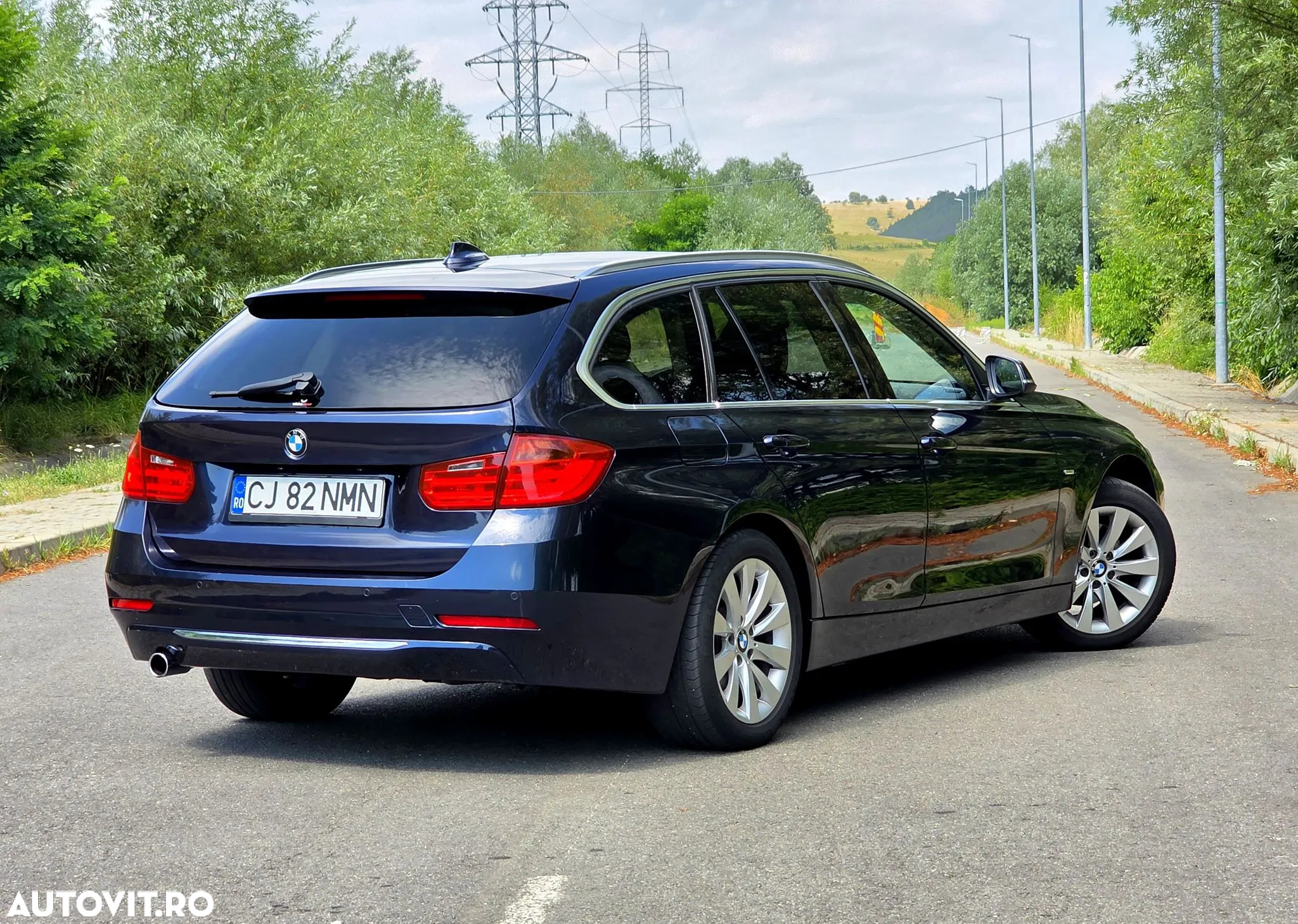 BMW Seria 3 320d Touring Aut. Luxury Line - 3
