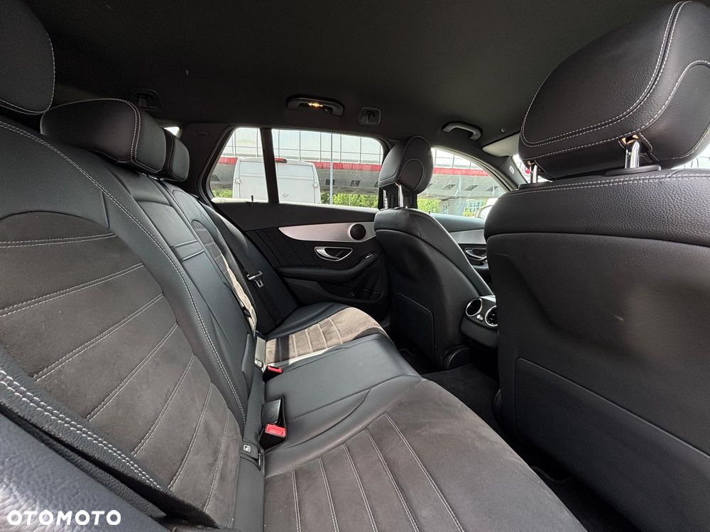 Mercedes-Benz Klasa C 200 d 9G-TRONIC AMG Line - 11