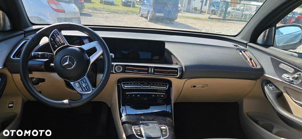 Mercedes-Benz EQC 400 4Matic AMG Line - 13